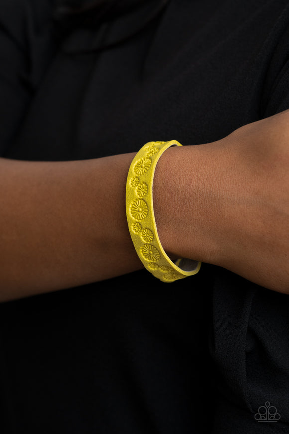 Follow The Wildflowers - Yellow Snap Bracelet - Paparazzi Accessories