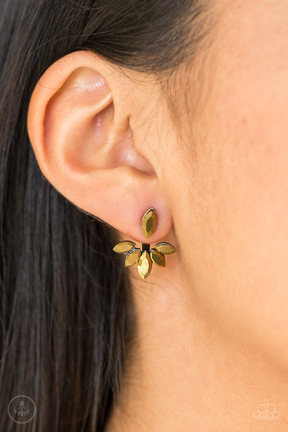 Radical Refinement - Brass Earrings – Paparazzi Accessories