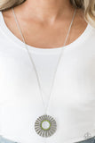 Chicly Centered - Green Necklace – Paparazzi Accessories