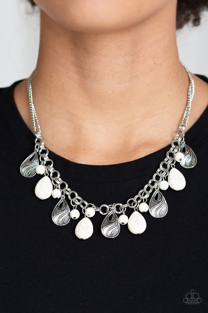 White crackle stone deals necklace paparazzi