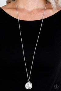 Dauntless Diva - White Necklace – Paparazzi Accessories