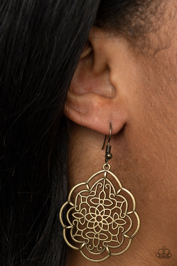Tour de Taj Mahal - Brass  Earrings – Paparazzi Accessories
