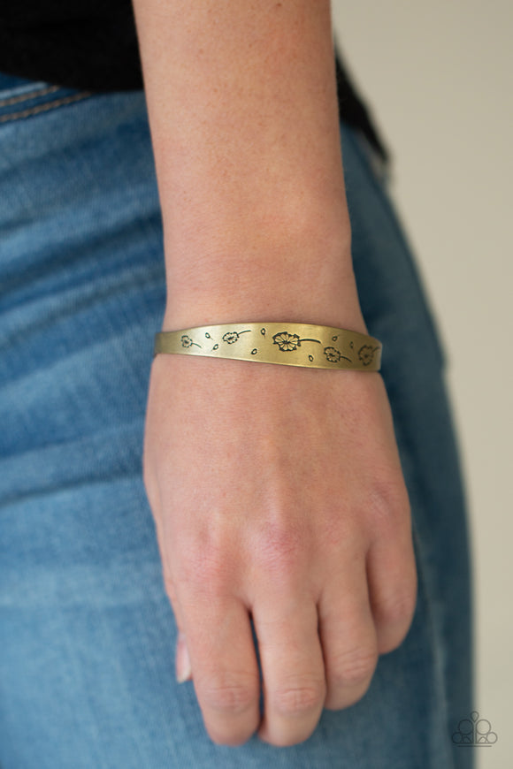 Dandelion Dreamland - Brass Bracelet – Paparazzi Accessories