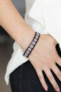 Wildflower Wayfarer - White Bracelet – Paparazzi Accessories