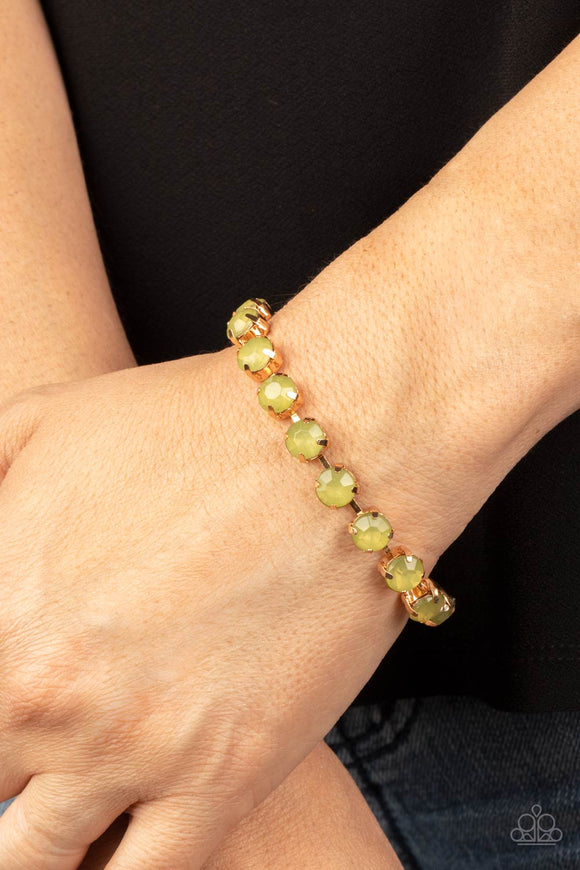 Dreamy Debutante - Green Bracelet – Paparazzi Accessories