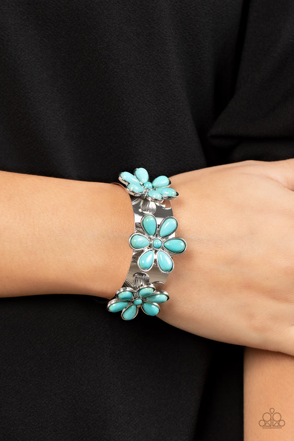 Desert Flower Patch - Blue Bracelet – Paparazzi Accessories
