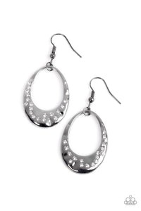 Classic Keepsake - Black Earrings - Paparazzi Accessories