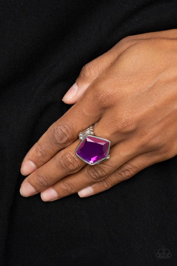 Abstract Escapade - Purple Ring – Paparazzi Accessories