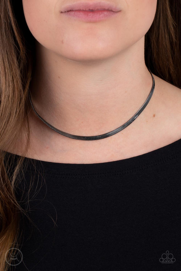 In No Time Flat - Black Necklace – Paparazzi Accessories