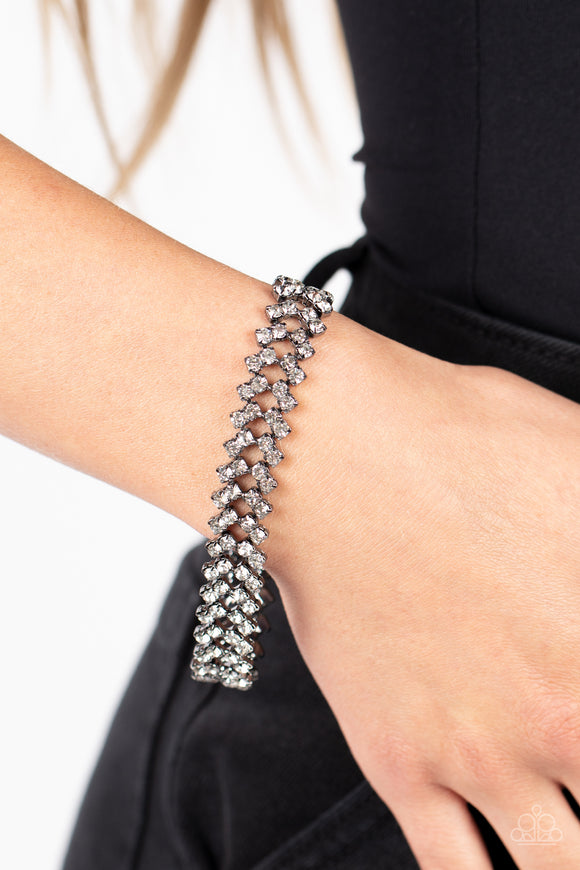 Seize the Sizzle - Black Bracelet – Paparazzi Accessories