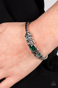 Vogue Vineyard - Green Bracelet – Paparazzi Accessories